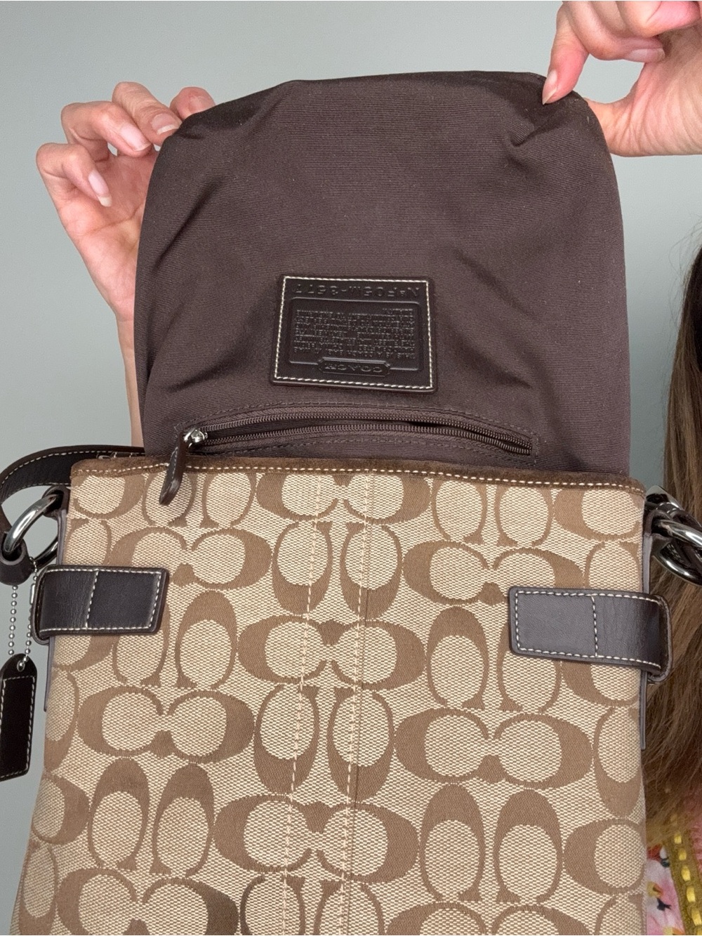 Coach SoHo Slim Duffle Brown Suede trim - Picture 13 of 17